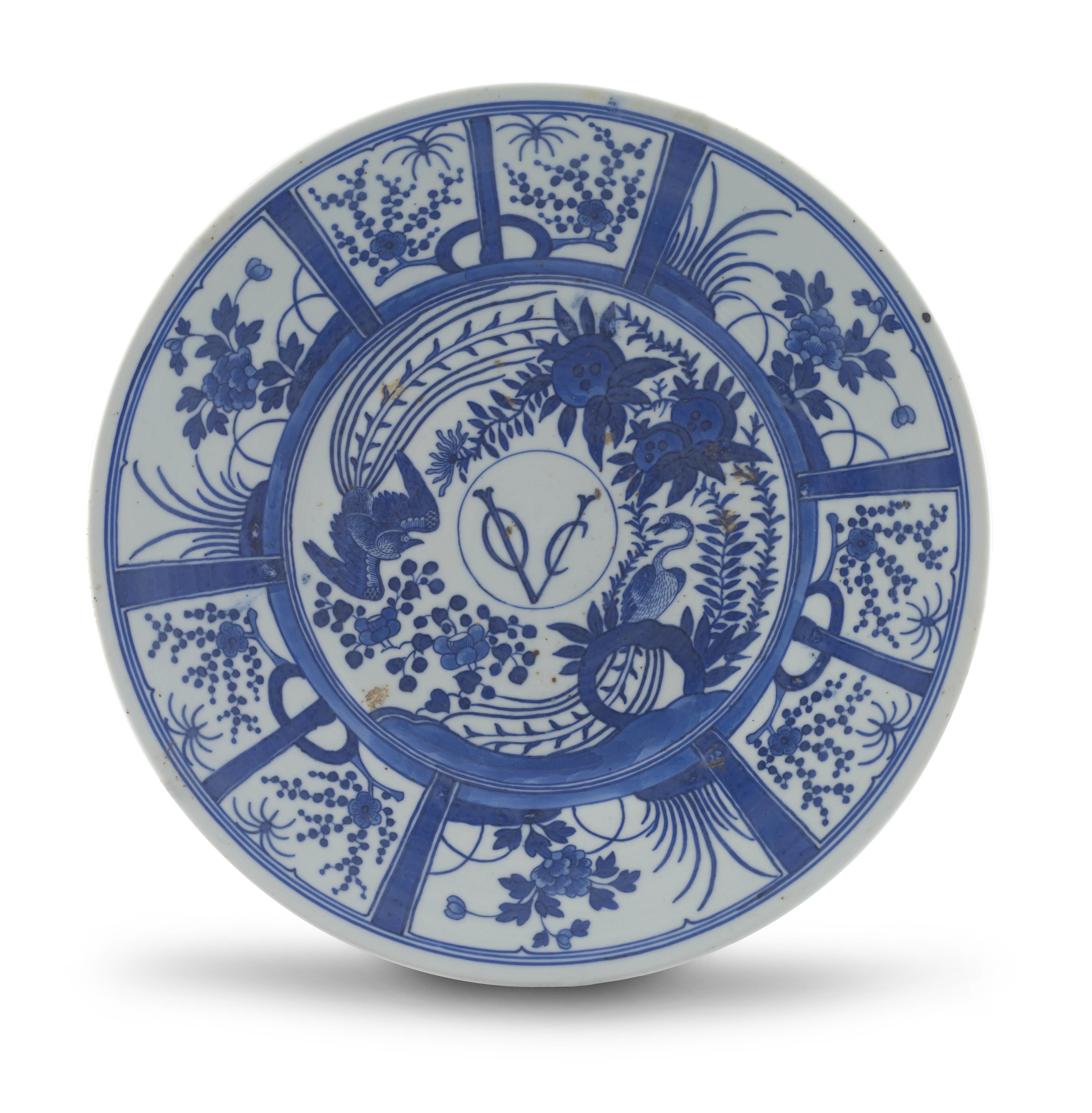 A Chinese VOC blue and white dish, 18th/19th century