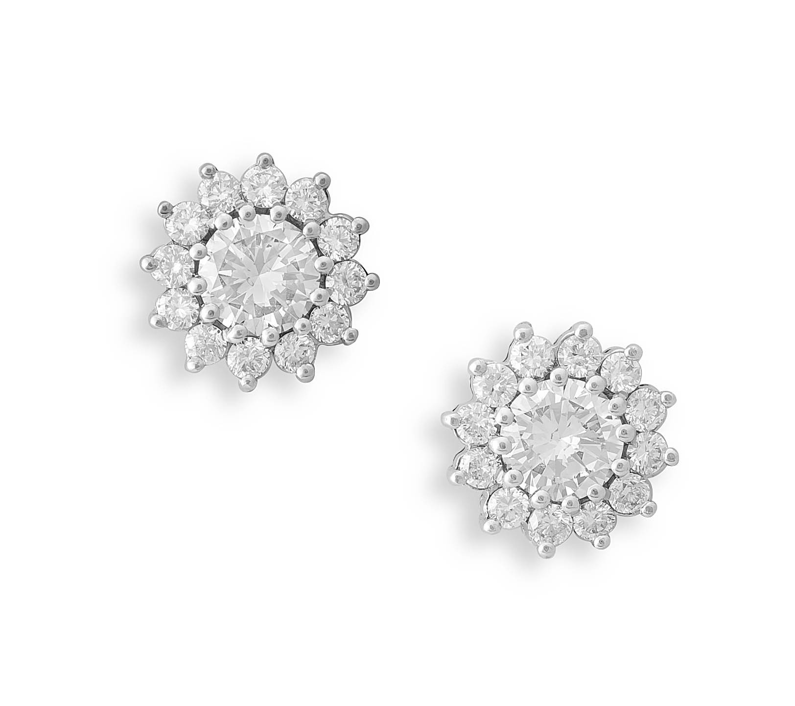 Pair of diamond and white gold earrings