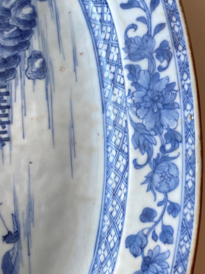 A Chinese Export blue and white dish, Qianlong period, 1735-1796