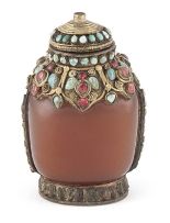 A Mongolian agate and gilt-metal mounted snuff bottle and stopper, late 19th century