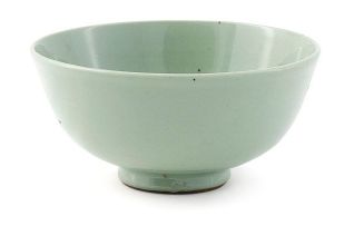 A Chinese celadon-glazed bowl, Qing Dynasty, 18th century