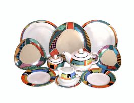 A set of fourteen Royal Doulton 'Milano' pattern plates, modern