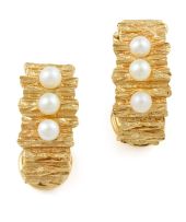 Pair of gold and pearl earrings