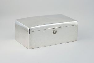 A George V silver box, possibly A & J Zimmerman Ltd, Birmingham, 1912