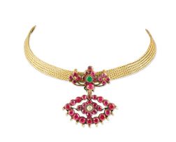 Indian gold necklace and gem-set pendant