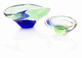 A Czechoslovakian glass bowl, designed by Ladislav Palecek