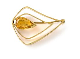 Citrine and gold brooch and a pair of earclips, en suite, Erich Frey, 1970s