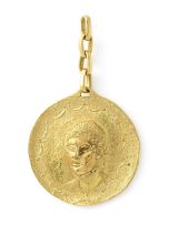 Greek gold pendant, Vourakis