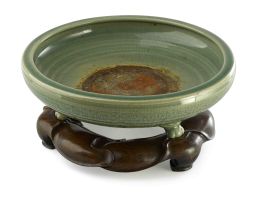 A Chinese Longquan Celadon tripod censor/bowl, Ming Dynasty (1368-1644)