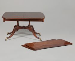 A mahogany extending dining table, first half 19th century
