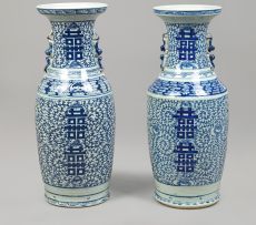 Two Chinese blue and white vases, Qing Dynasty, 19th century