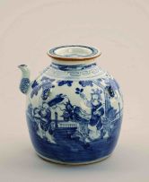 A Chinese blue and white teapot and cover, early 20th century