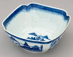 A Chinese blue and white Nanking bowl, Qing Dynasty, early 19th century