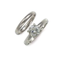 Diamond and platinum single-stone ring