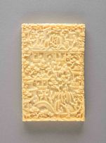 A Chinese ivory card case, Qing Dynasty, 19th century
