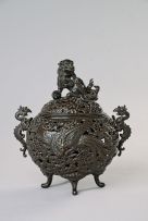 A Chinese bronze censer and cover, 19th/early 20th century