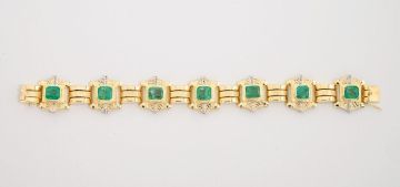 Emerald and gold bracelet