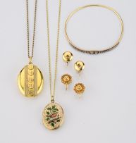 Two Victorian pendants/lockets