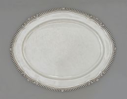 A George V silver platter, Elkington & Co Ltd, Birmingham, 1924