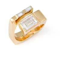 Diamond and gold crossover ring