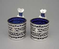A pair of Victorian silver cream pails, Carrington & Co, London, 1898