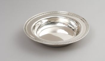 An American sterling silver dish, Weidlich Sterling Spoon Co, 20th century