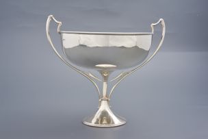 A George V silver two-handled trophy cup, Fenton Brothers Ltd, Sheffield, 1920