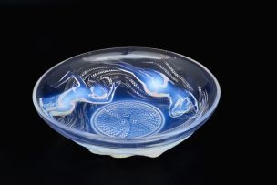 A French opalescent glass bowl, 1930s