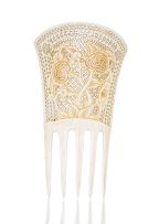 A Chinese ivory comb, early 20th century