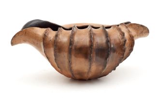 Nic Sithole; Shell-shaped vessel