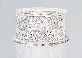 A Continental silver dish ring, late 19th/early 20th century, .800 standard