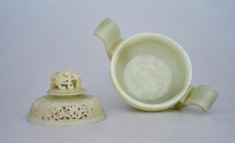 A Chinese jade censer, early 20th century