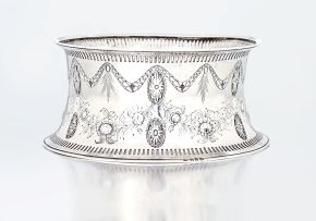 A George V Irish silver dish ring, T Weir & Sons, Dublin, 1911