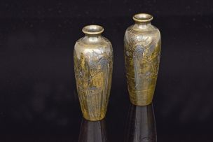 A pair of Japanese inlaid bronze vases, Meiji Period (1868-1912)
