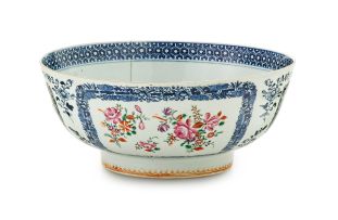 A Chinese famille-rose bowl, Qing Dynasty, Qianlong (1735-1796)