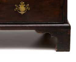 A George III style mahogany chest of drawers