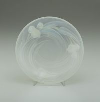 A French Etling opalescent glass bowl, 1930s