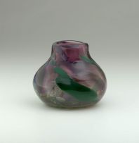 A Shirley Cloete purple and green glass vase, 1991
