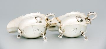 A pair of Victorian silver sauce boats, Rowlands & Frazer, London, 1895