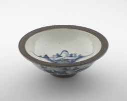 A Chinese blue and white bowl, Qing Dynasty, late 19th century