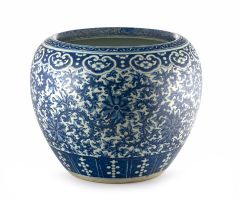 A Chinese blue and white jardinière, Qing Dynasty, late 19th/early 20th century