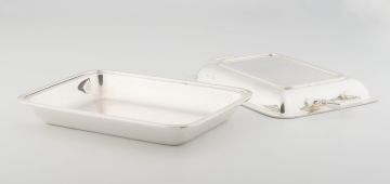 A George VI silver entrée dish and cover, Atkin Brothers, Sheffield, 1947