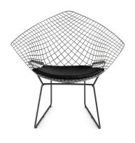 An Italian 'Diamond' chair, 1980s, designed by Harry Bertoia in 1952