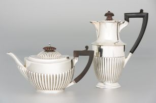 A late Victorian silver teapot, Goldsmiths and Silversmiths Co, Sheffield, 1893
