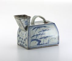 A Chinese blue and white bourdalou, late 19th century