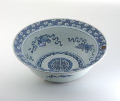 A Chinese blue and white bowl, Qing Dynasty, late 19th/early 20th century