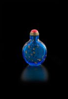 A Chinese 'Aventurine' blue glass snuff bottle, early 20th century
