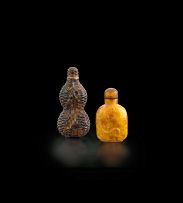 Two Chinese amber snuff bottles, late 19th/early 20th century
