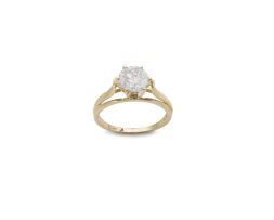 Single stone diamond ring