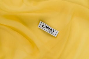 Carnet / Tissus Monde; Combination of two yellow silks